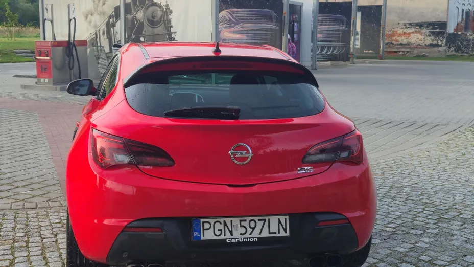 OPEL Astra Astra IV GTC 1.6 T Active