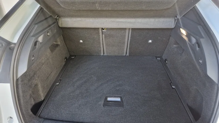 PEUGEOT 3008 3008 1.2 PureTech mHEV Allure e-DCS6