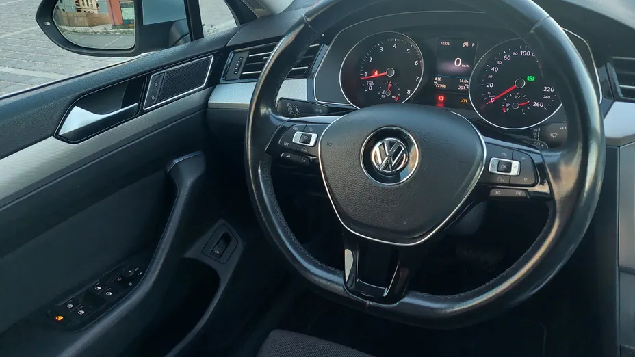 VOLKSWAGEN Passat Passat 1.8 TSI BMT Comfortline DSG