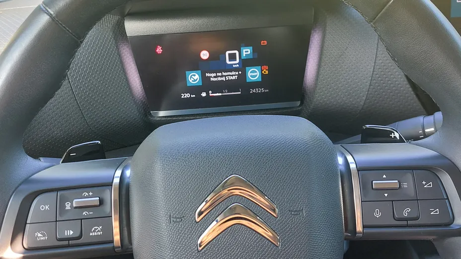 CITROEN C4 C4 1.2 PureTech Shine S&S EAT8