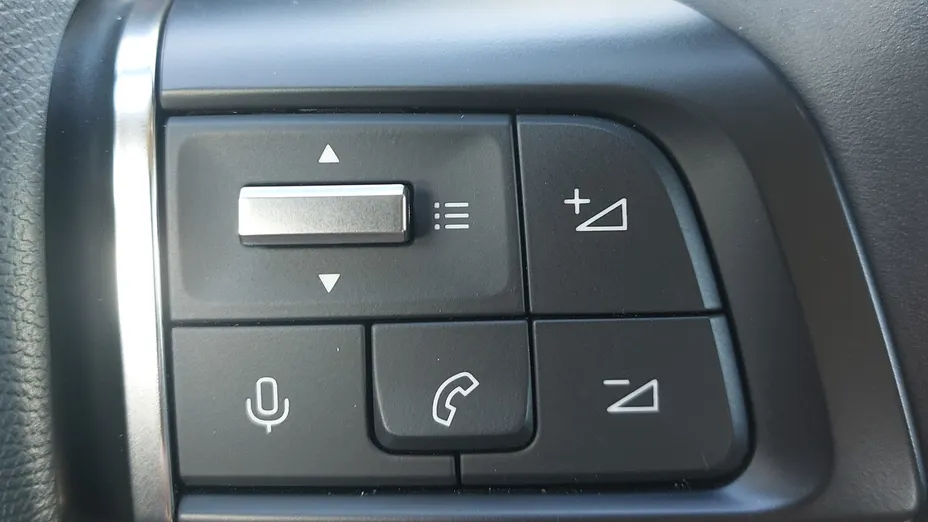 CITROEN C4 C4 1.2 PureTech Shine S&S EAT8