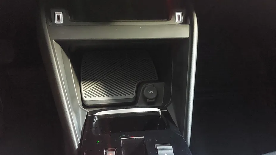 CITROEN C4 C4 1.2 PureTech Shine S&S EAT8