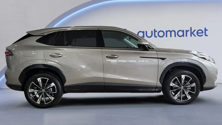 MG HS HS 1.5 T-GDI Exclusive DCT Nowy