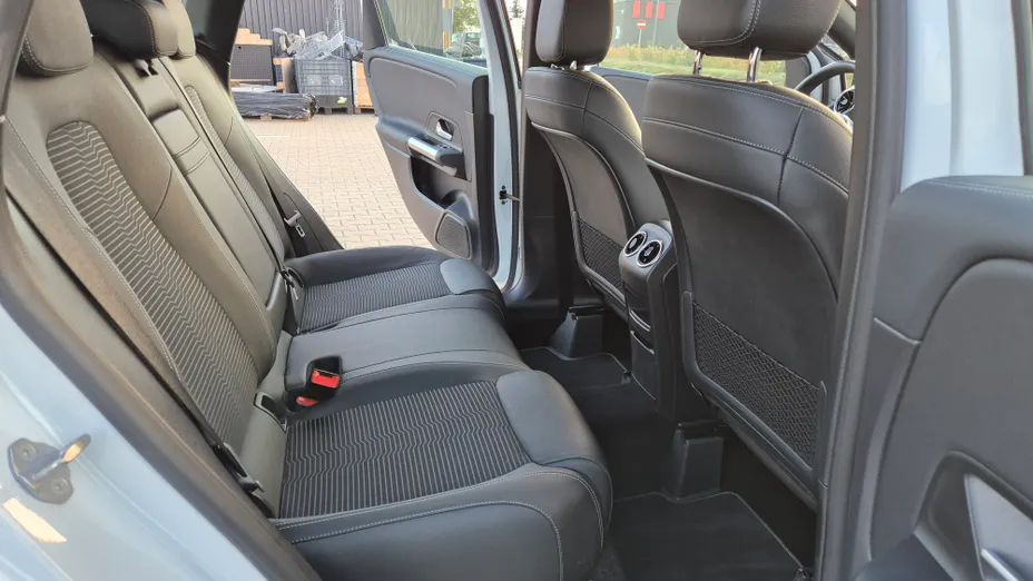 MERCEDES-BENZ B Klasa B 180 Style 7G-DCT