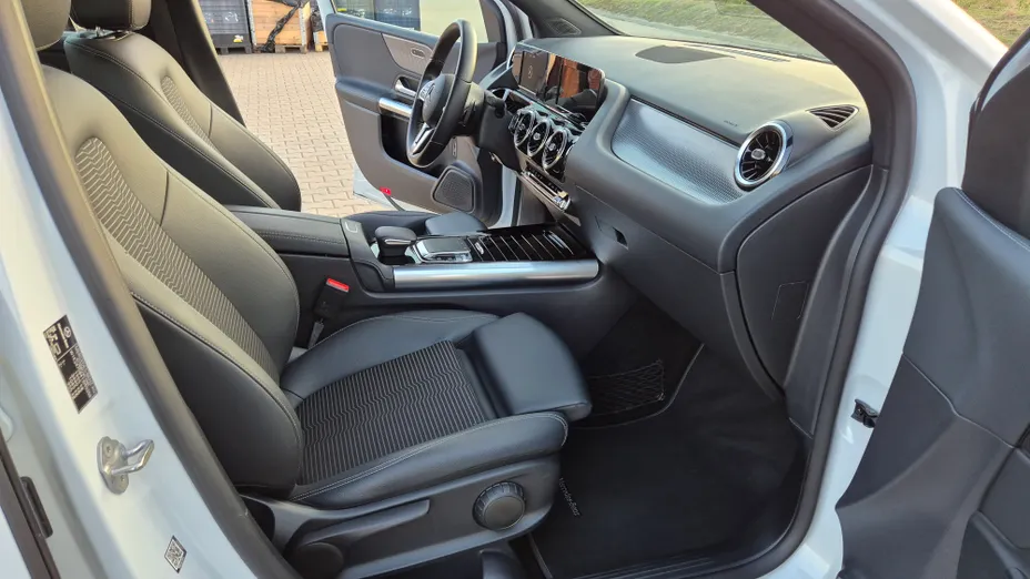 MERCEDES-BENZ B Klasa B 180 Style 7G-DCT