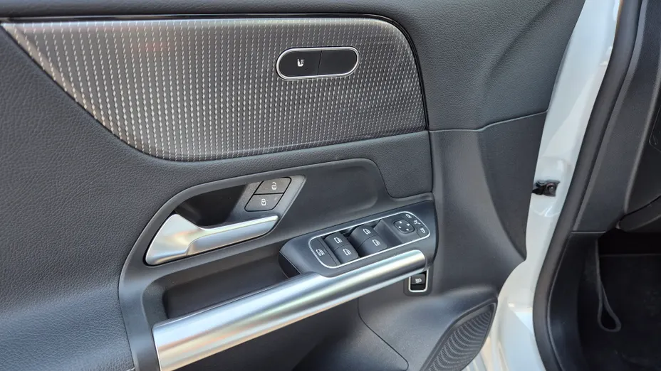 MERCEDES-BENZ B Klasa B 180 Style 7G-DCT