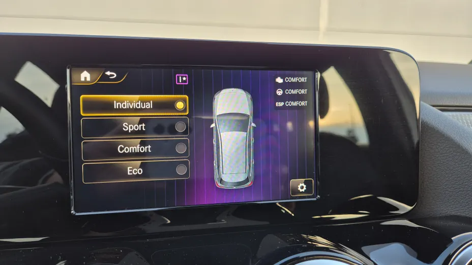 MERCEDES-BENZ B Klasa B 180 Style 7G-DCT