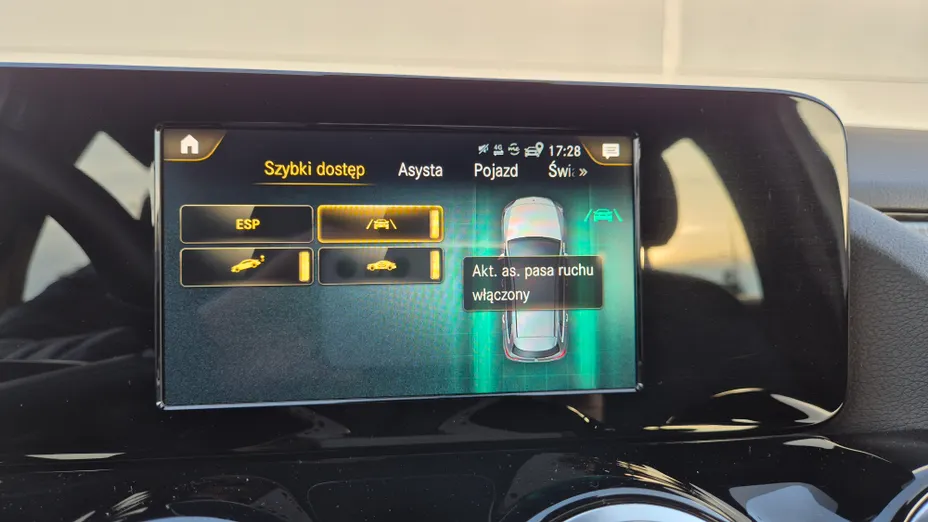 MERCEDES-BENZ B Klasa B 180 Style 7G-DCT