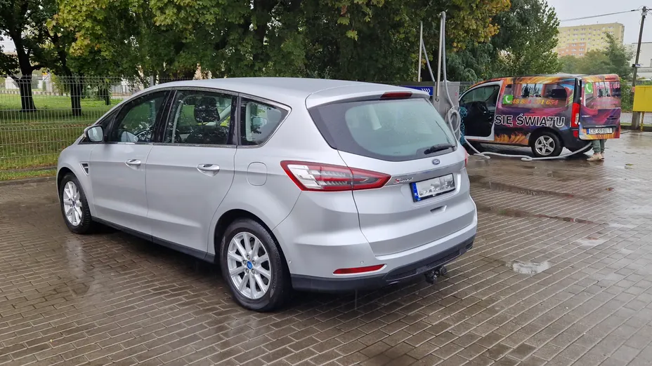 FORD S-MAX S-MAX 2.0 TDCi Titanium PowerShift