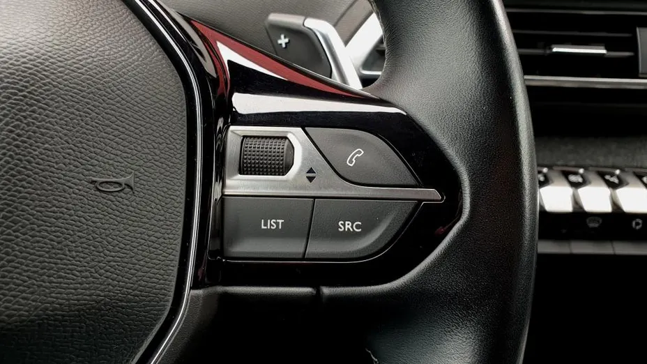 PEUGEOT 3008 3008 1.5 BlueHDi Allure S&S EAT8