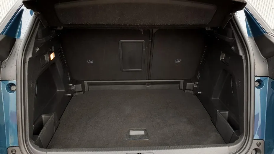 PEUGEOT 3008 3008 1.5 BlueHDi Allure S&S EAT8