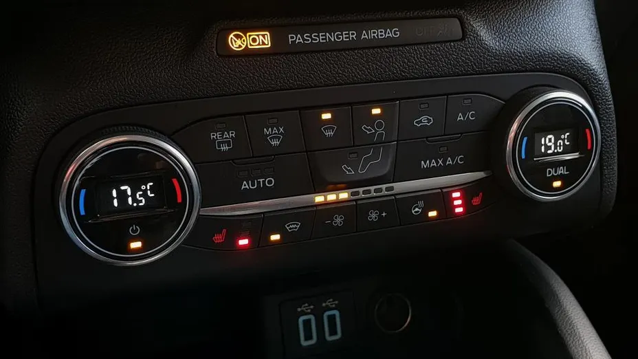 FORD Focus Focus 1.5 EcoBlue Active aut