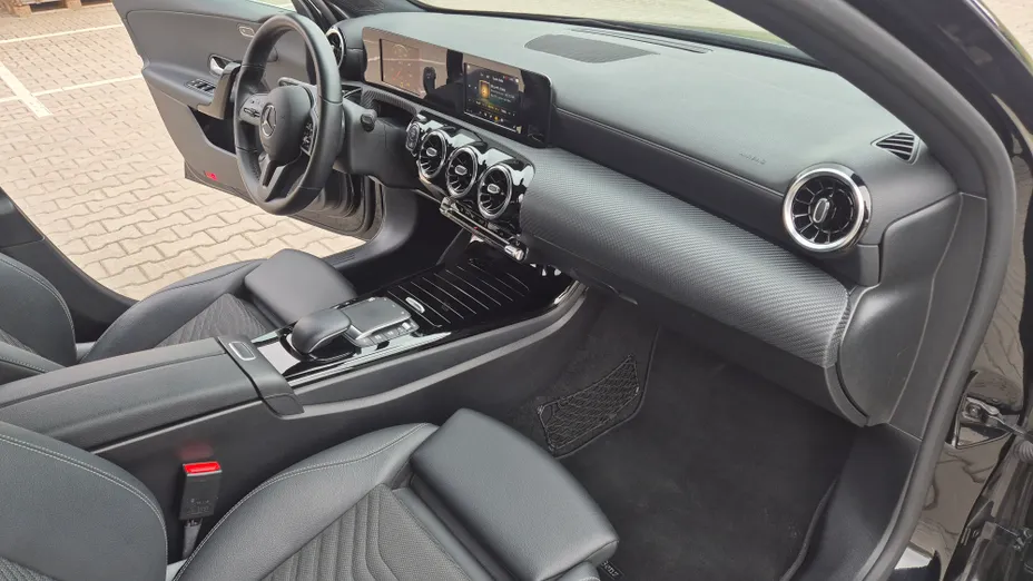 MERCEDES-BENZ A Klasa A 180 Style 7G-DCT