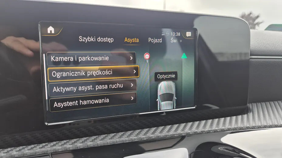 MERCEDES-BENZ A Klasa A 180 Style 7G-DCT