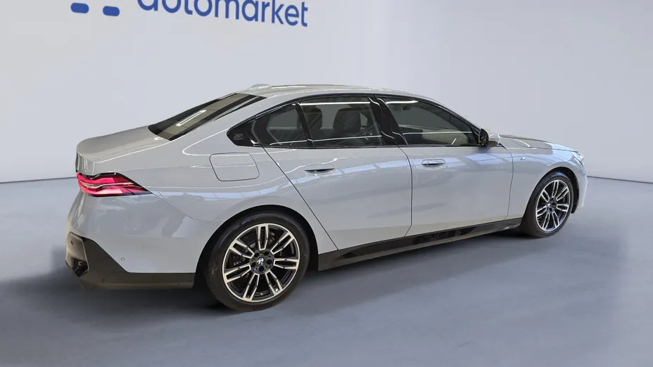 BMW Seria 5 520d xDrive mHEV M Sport sport-aut