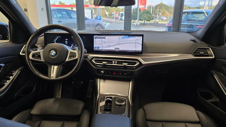 BMW Seria 3 318i M Sport aut