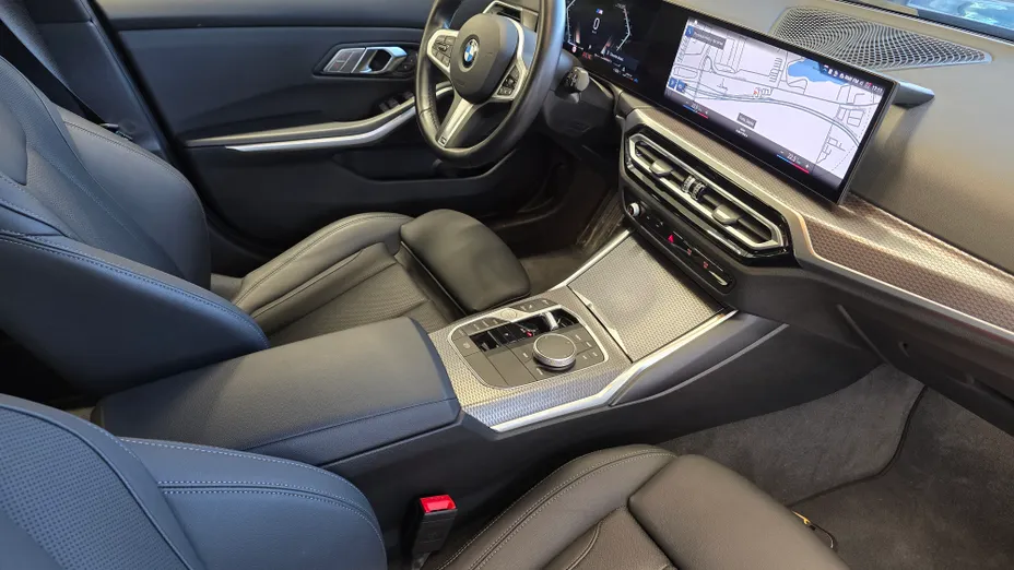 BMW Seria 3 318i M Sport aut