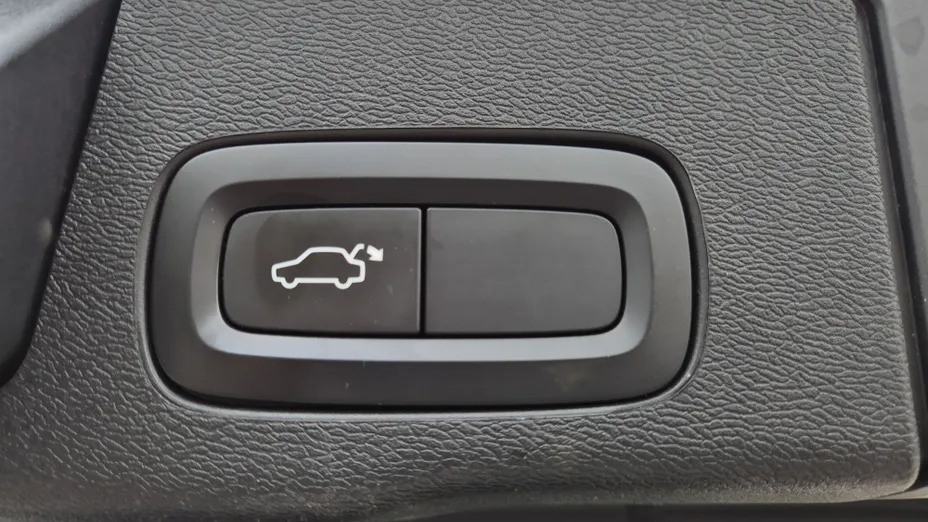 VOLVO XC60 XC60 T4 R-Design aut