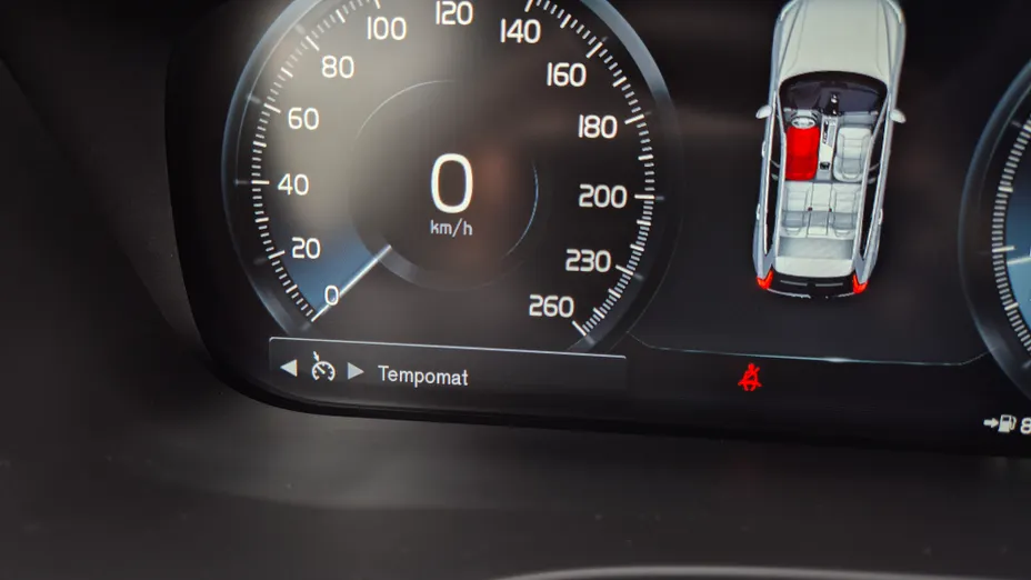 VOLVO XC60 XC60 T4 R-Design aut