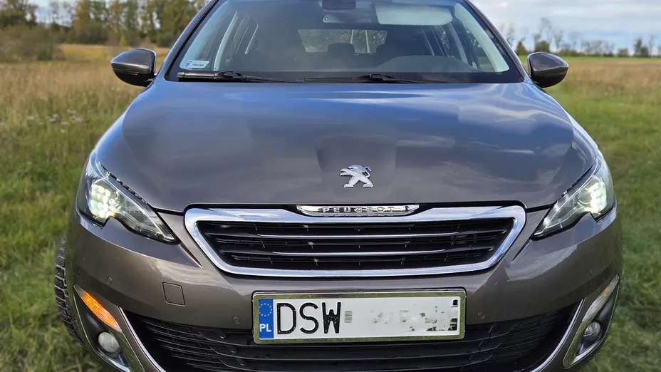 PEUGEOT 308 308 1.6 THP Allure