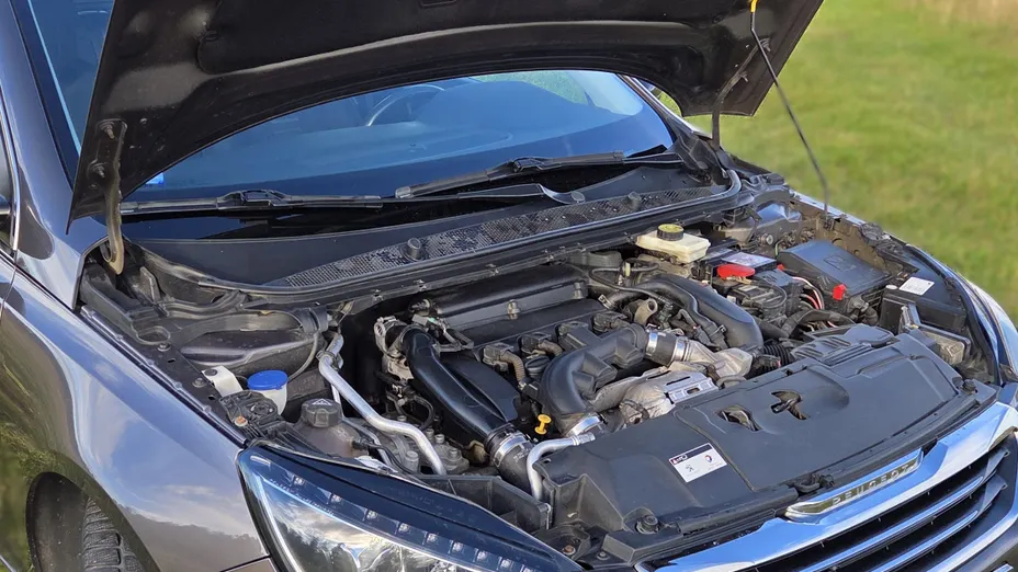 PEUGEOT 308 308 1.6 THP Allure