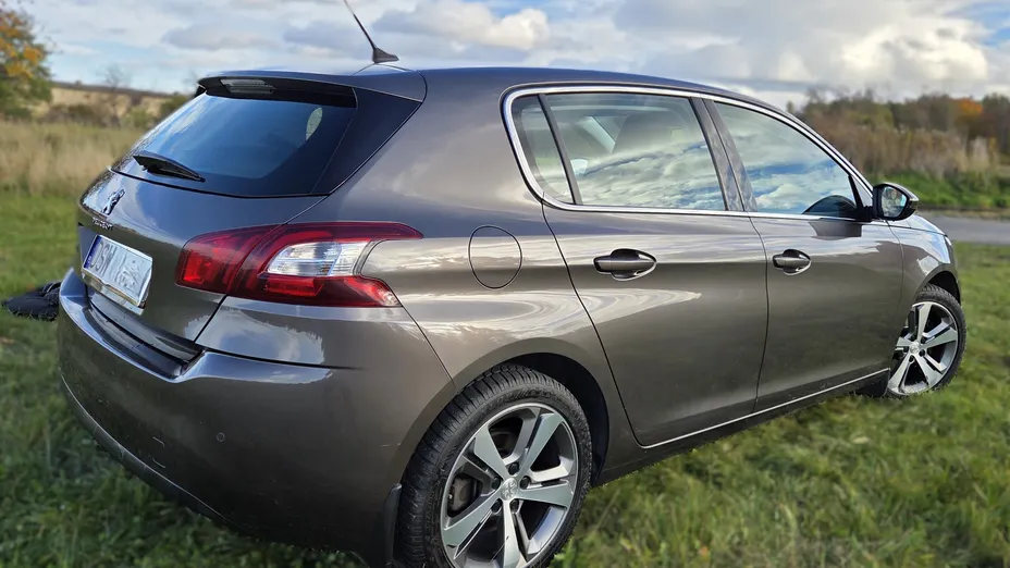 PEUGEOT 308 308 1.6 THP Allure