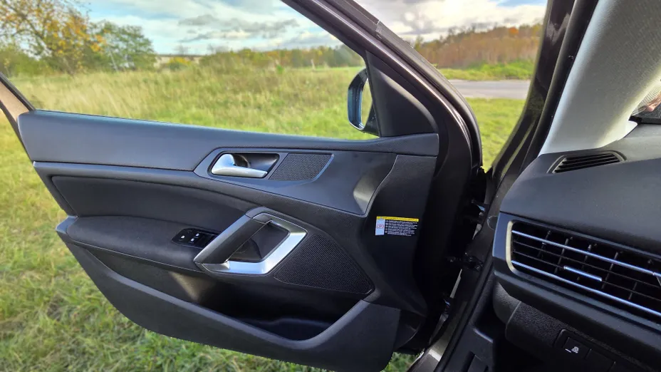 PEUGEOT 308 308 1.6 THP Allure