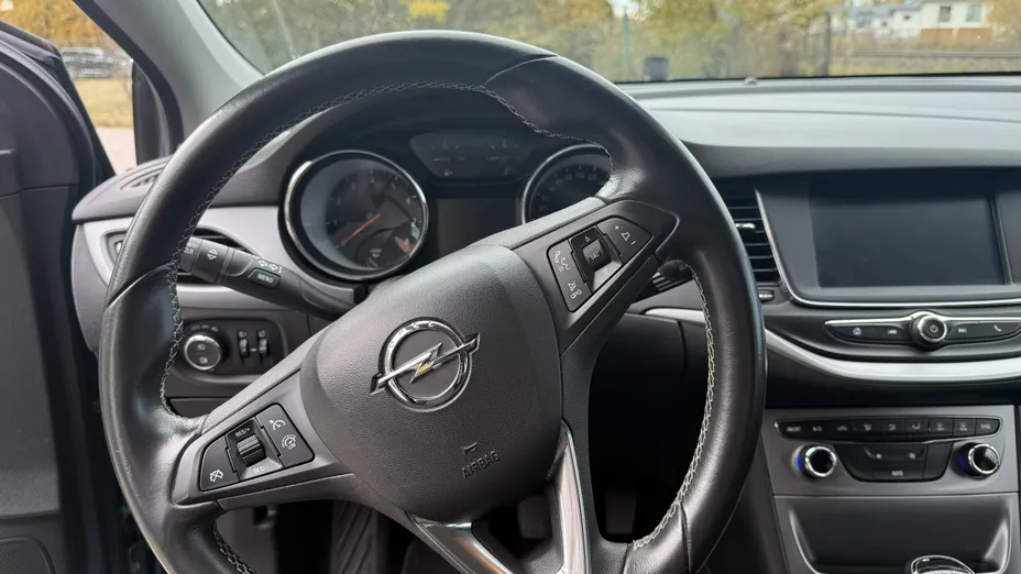 OPEL Astra -