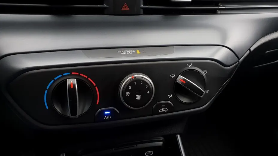 HYUNDAI i20 i20 1.2 Modern