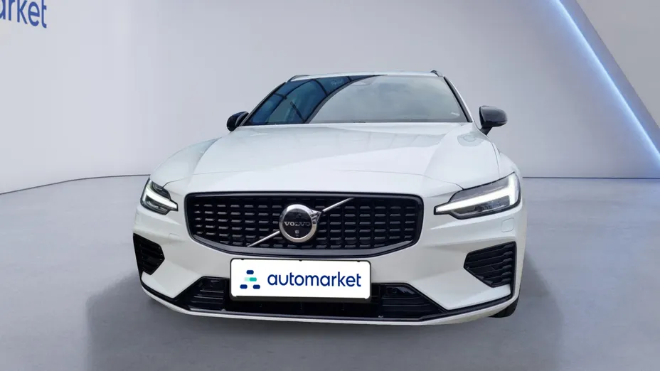 VOLVO V60 V60 T6 AWD Plug-In Hybrid Plus Dark aut