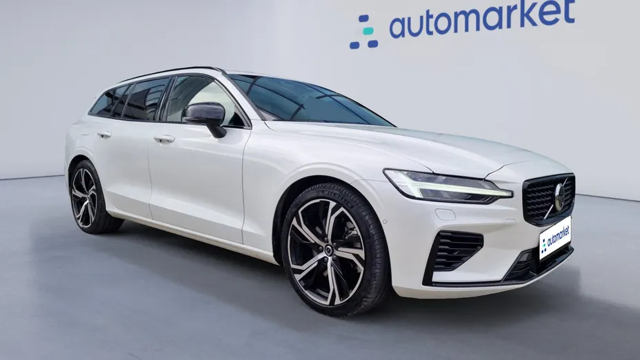 VOLVO V60 V60 T6 AWD Plug-In Hybrid Plus Dark aut
