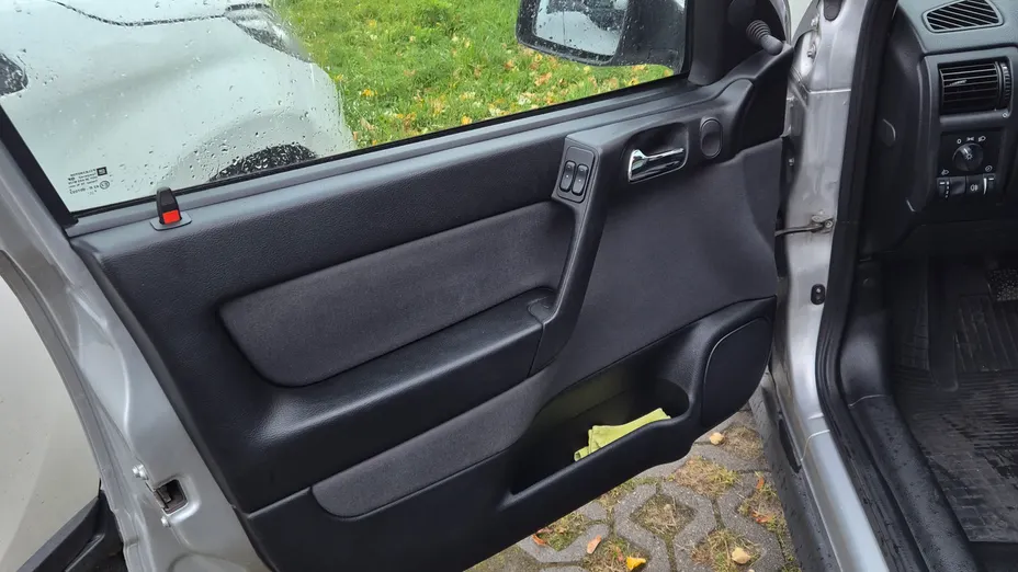 OPEL Astra Astra II 1.4 Comfort / Cool