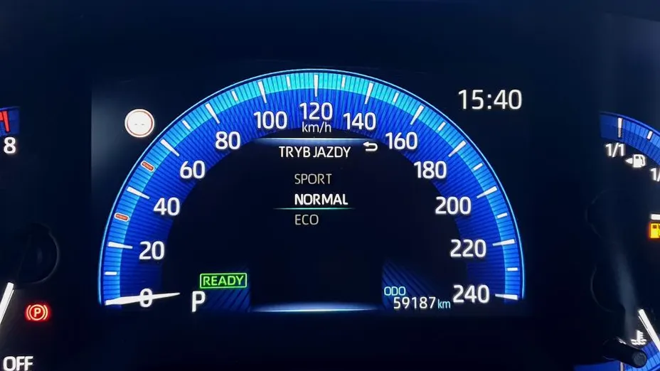 TOYOTA Corolla Corolla 2.0 Hybrid Comfort