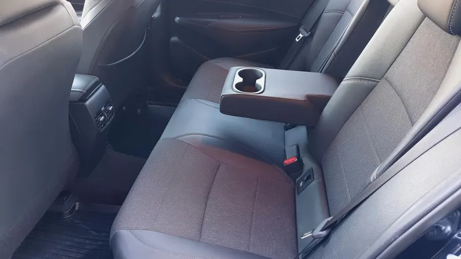 TOYOTA Corolla Corolla 2.0 Hybrid Comfort