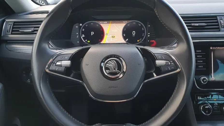 SKODA Superb Superb 2.0 TDI SCR Style DSG