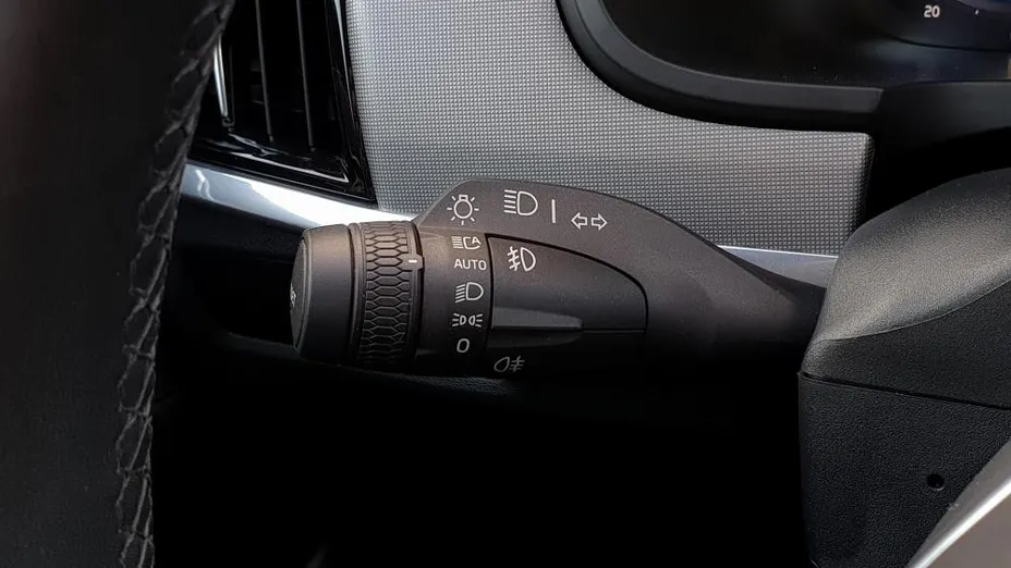 VOLVO V90 V90 B4 D AWD Momentum Pro aut