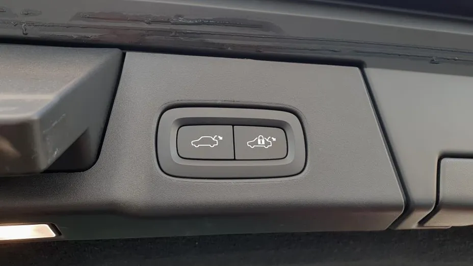 VOLVO V90 V90 B4 D AWD Momentum Pro aut