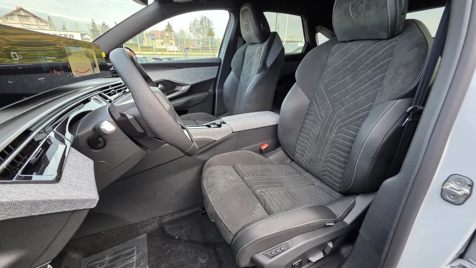 PEUGEOT 3008 3008 1.2 PureTech mHEV GT e-DCS6 Nowy