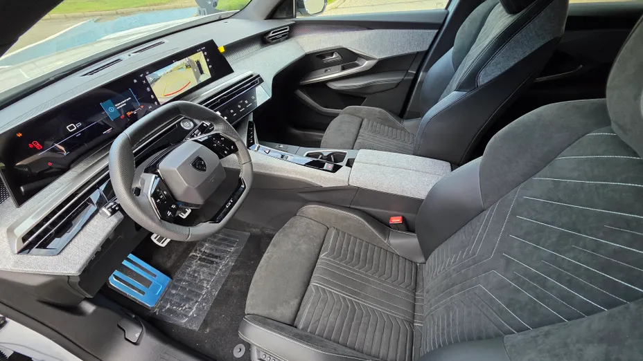 PEUGEOT 3008 3008 1.2 PureTech mHEV GT e-DCS6 Nowy