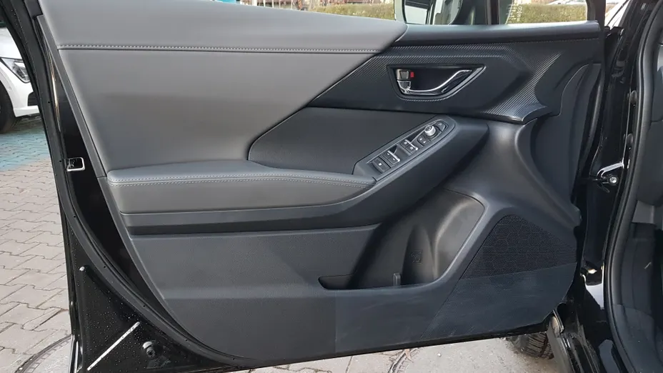 SUBARU Crosstrek Crosstrek 2.0i-S e-Boxer Platinum (EyeSight) Lineartronic