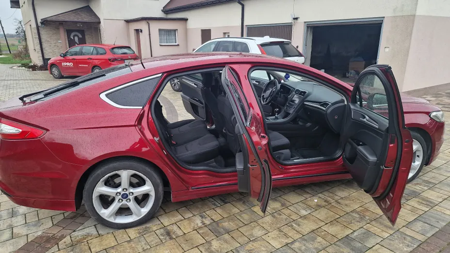 FORD Mondeo Mondeo 2.0 Titanium