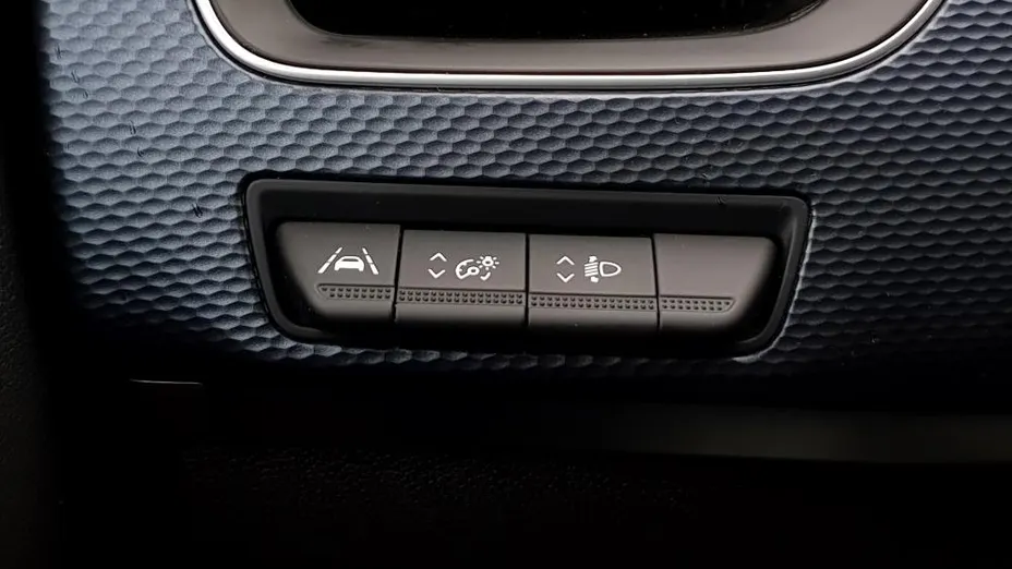 RENAULT Arkana Arkana 1.6 E-TECH Zen MMT