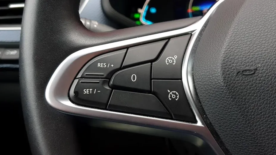 RENAULT Arkana Arkana 1.6 E-TECH Zen MMT