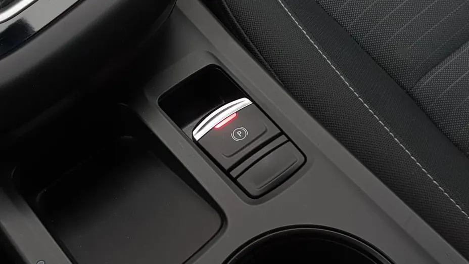 RENAULT Arkana Arkana 1.6 E-TECH Zen MMT