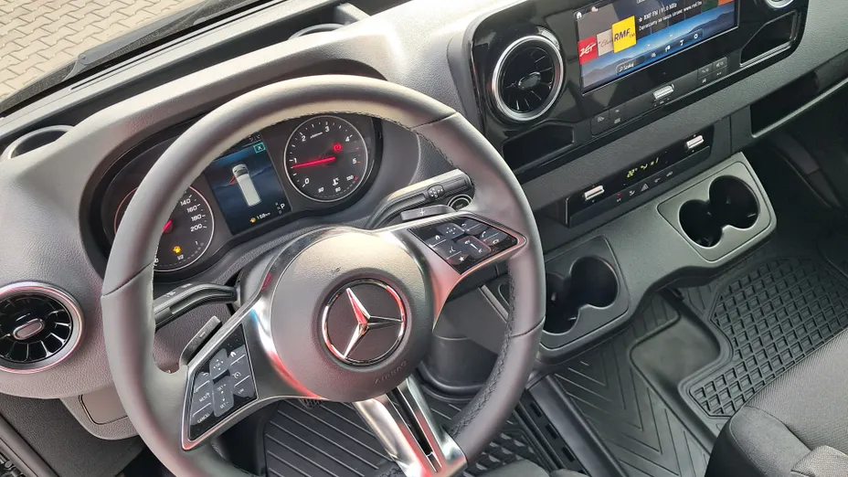 MERCEDES-BENZ Sprinter Sprinter 319 CDI 907.635 15,5m3 Nowy