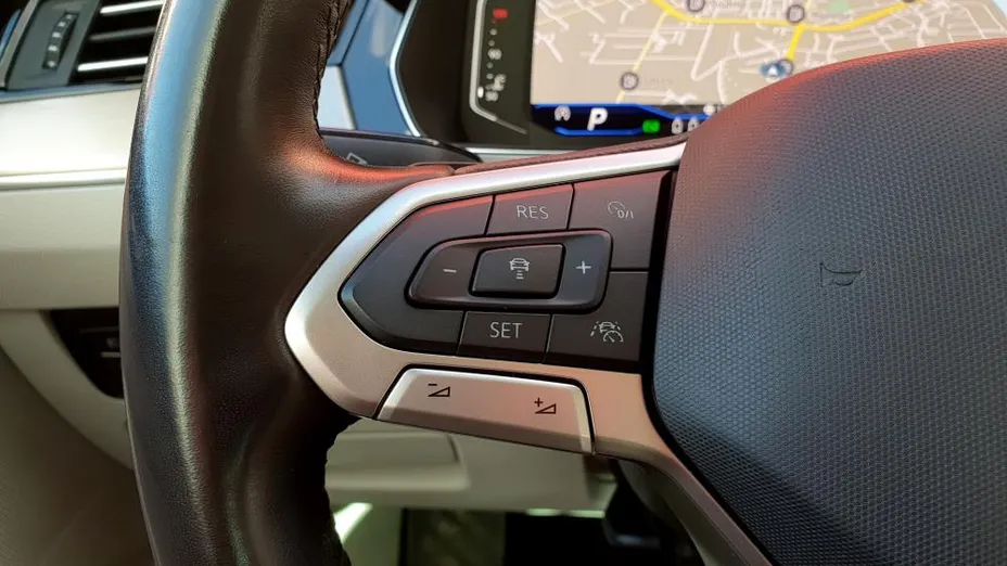 VOLKSWAGEN Passat Passat 2.0 TDI Elegance DSG