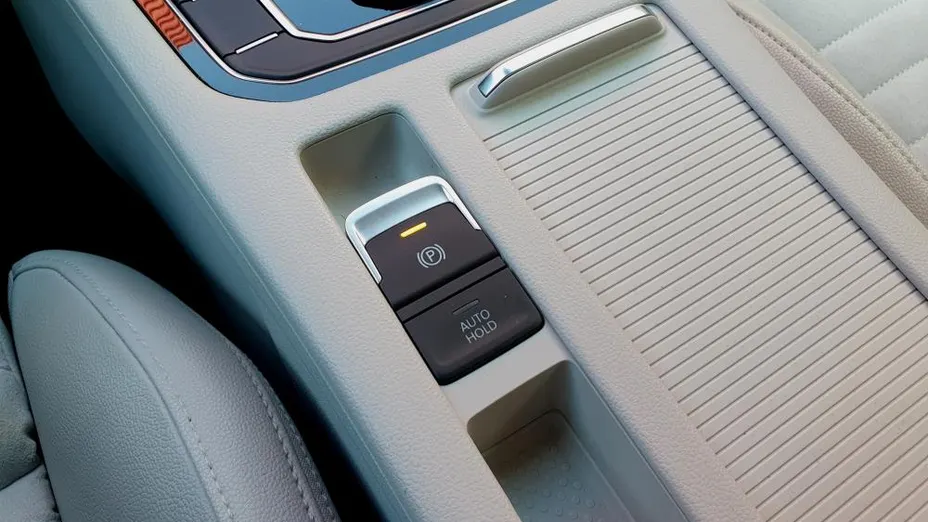 VOLKSWAGEN Passat Passat 2.0 TDI Elegance DSG