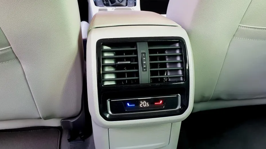 VOLKSWAGEN Passat Passat 2.0 TDI Elegance DSG