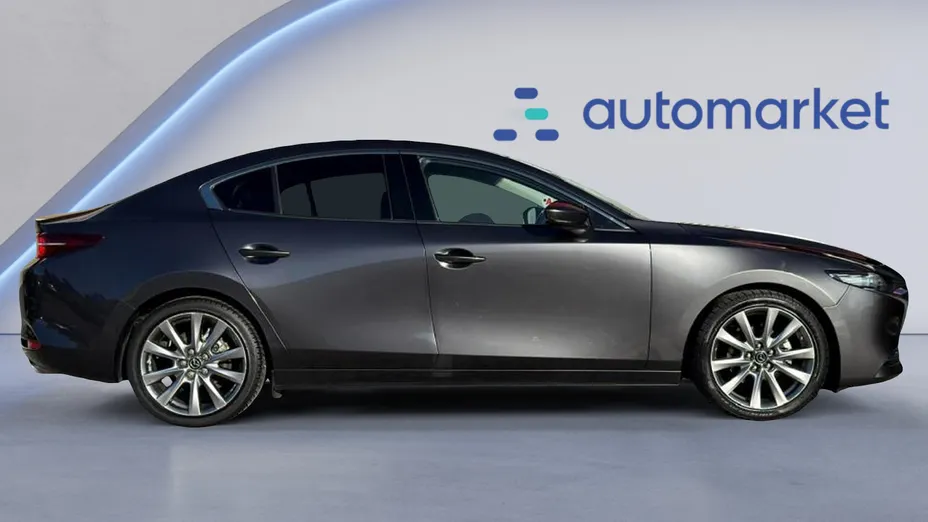 MAZDA 3 3 2.0 mHEV Hikari aut