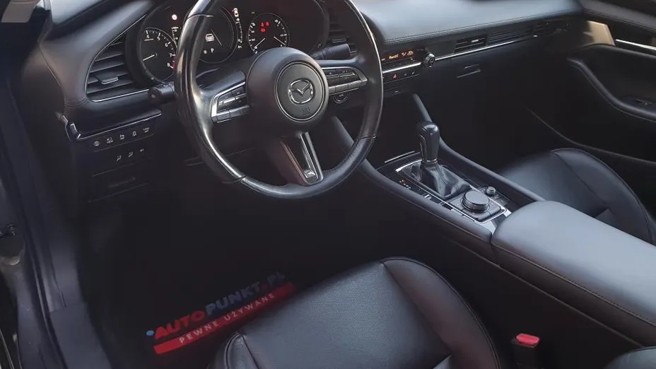 MAZDA 3 3 2.0 mHEV Hikari aut